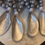 Dorothy  Fine Napkin Ring Set of 4, mussels, DORF