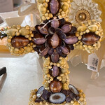 Bea Valiente Standing Shell Cross, @10" h, BEAV