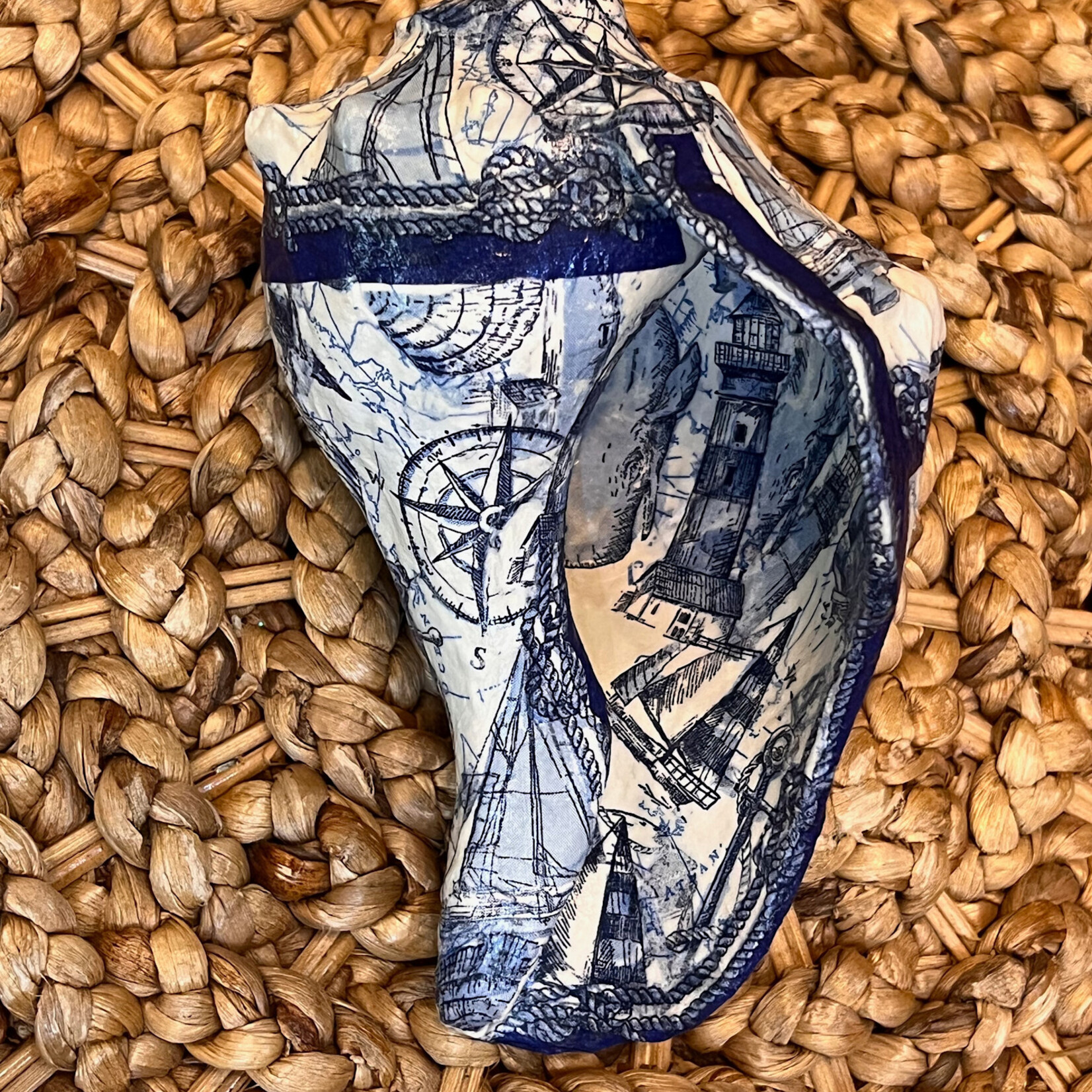 Pam Maschal NC Whelk w/Nautical collage, PAMM