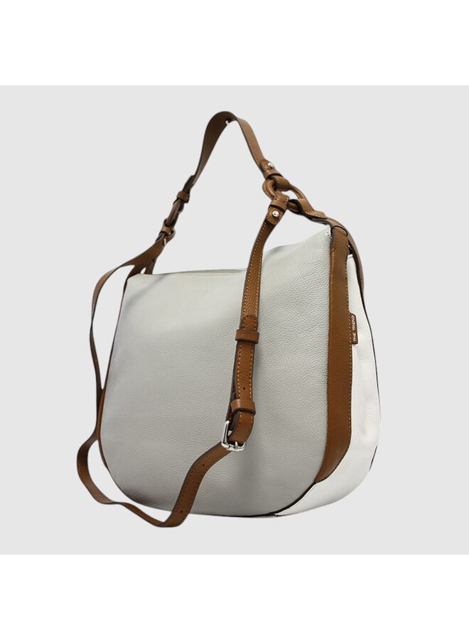 Midsize Bucket 2823670