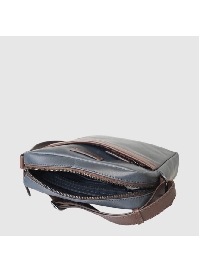 Mid-size Crossbody Utility 6052813