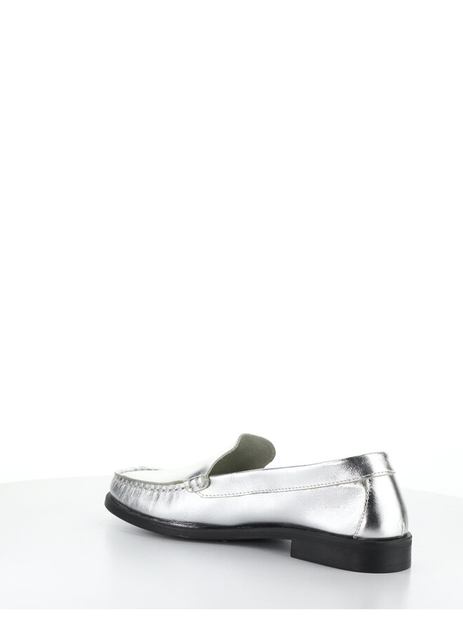 Hand Stitched Mocassin DELA