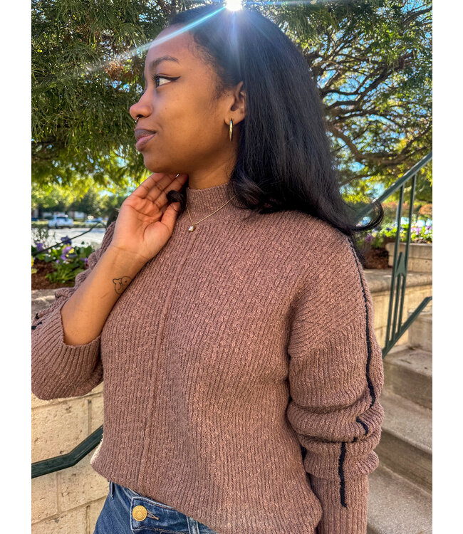 CONTRAST SWEATER