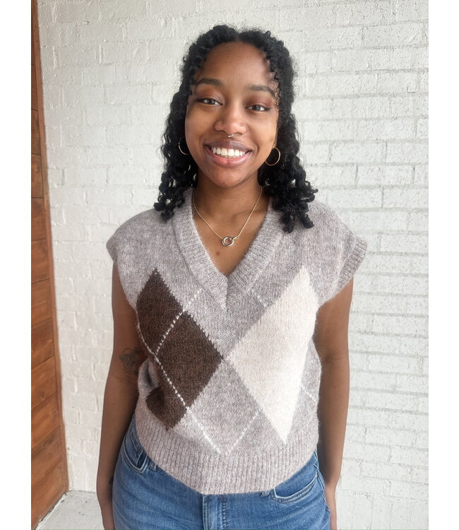 ALY ARGYLE VEST