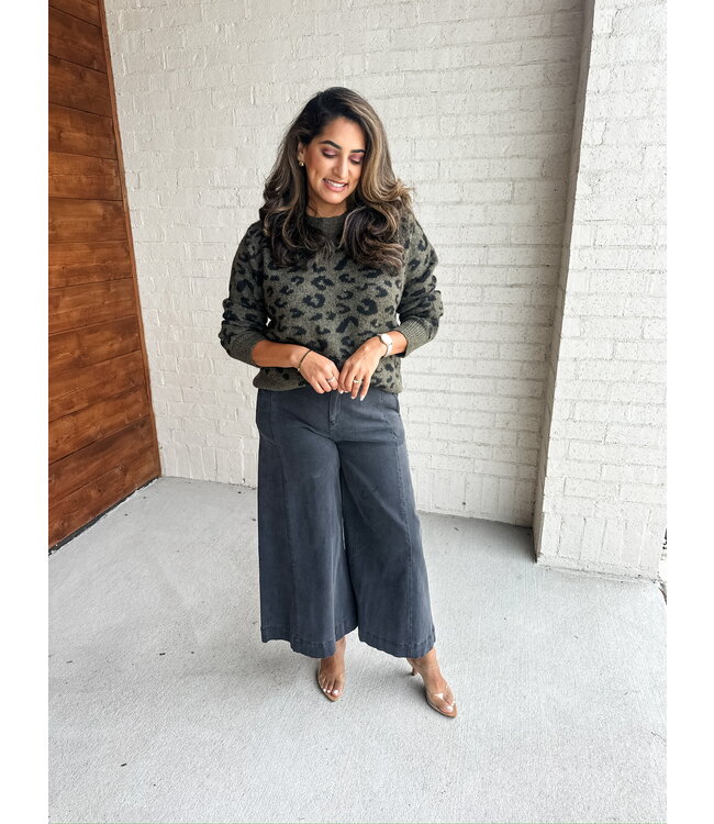 LEOPARD JAQUARD SWEATER