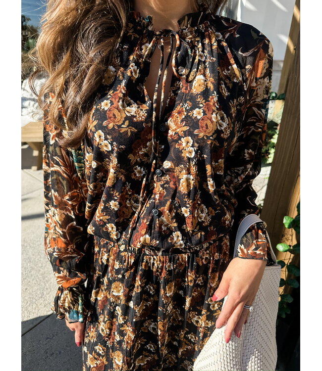 BUTTON RUFFLE MAXI DRESS