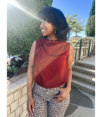 CINCH MOCK TOP