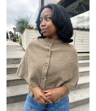 CAPE SWEATER