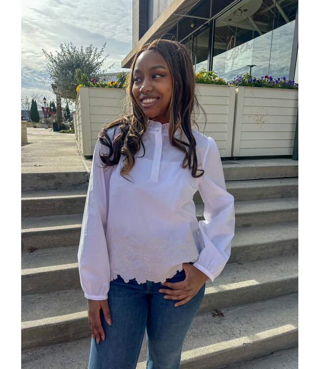 EMBROIDER SLEEVE BLOUSE