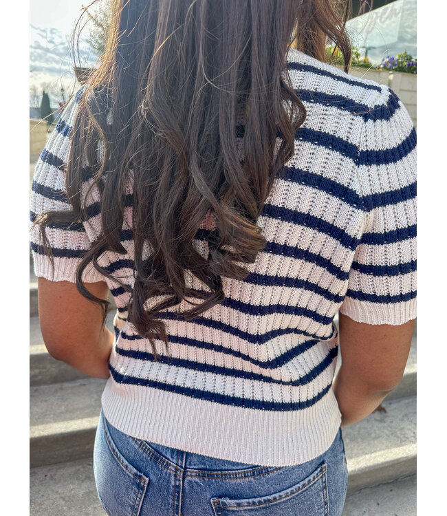 SCALLOP STRIPE SWEATER