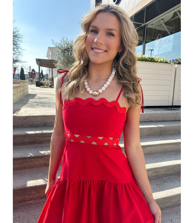 SCALLOP PEEK DRESS