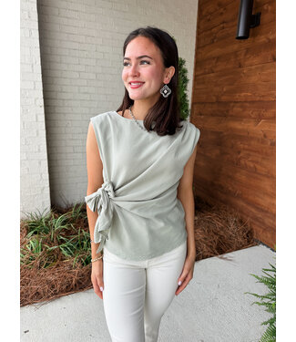 BOW DETAIL BOATNECK TOP