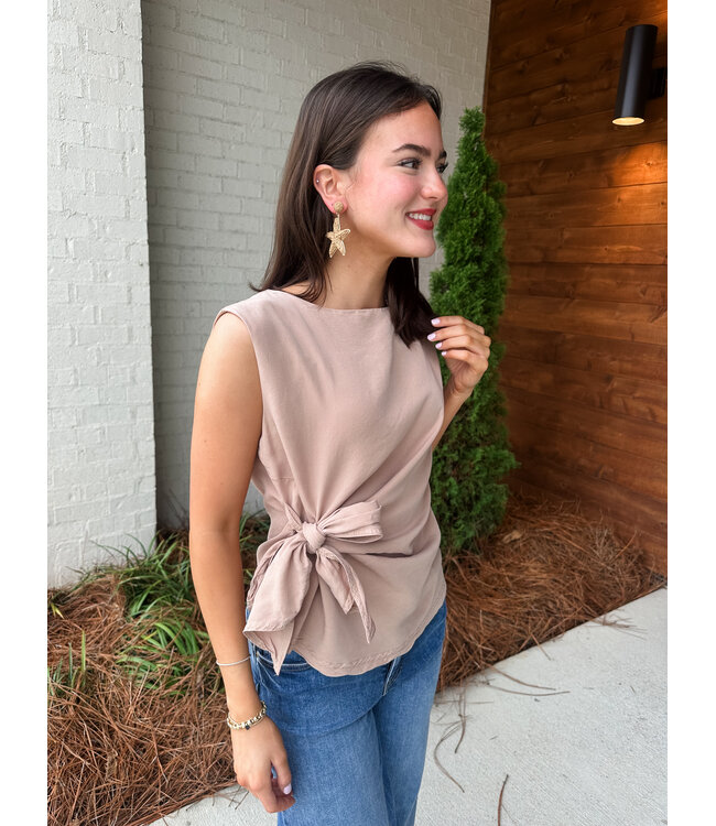 BOW DETAIL BOATNECK TOP