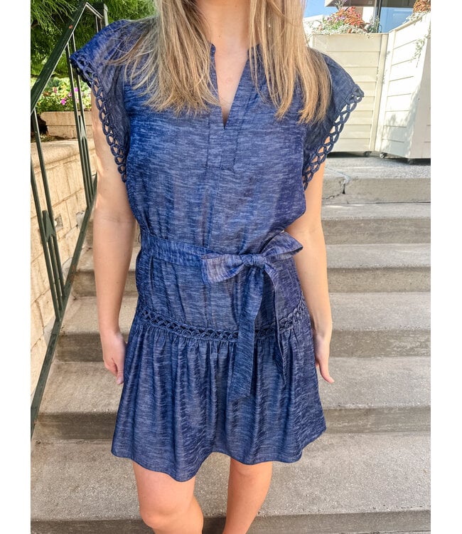 QUENY DRESS