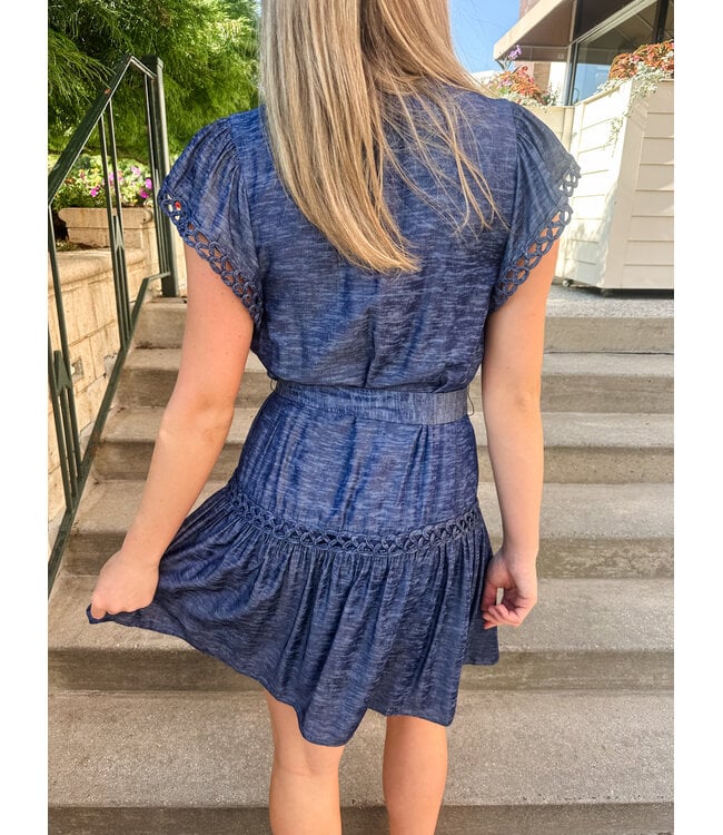 QUENY DRESS