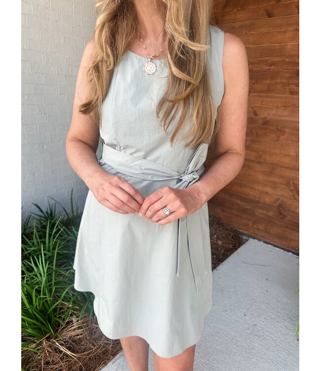 BELTED DEMI DRESS