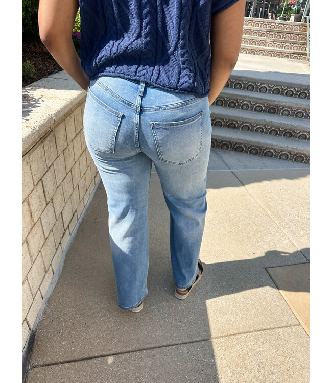 JEAN HIGH RISE DENIM