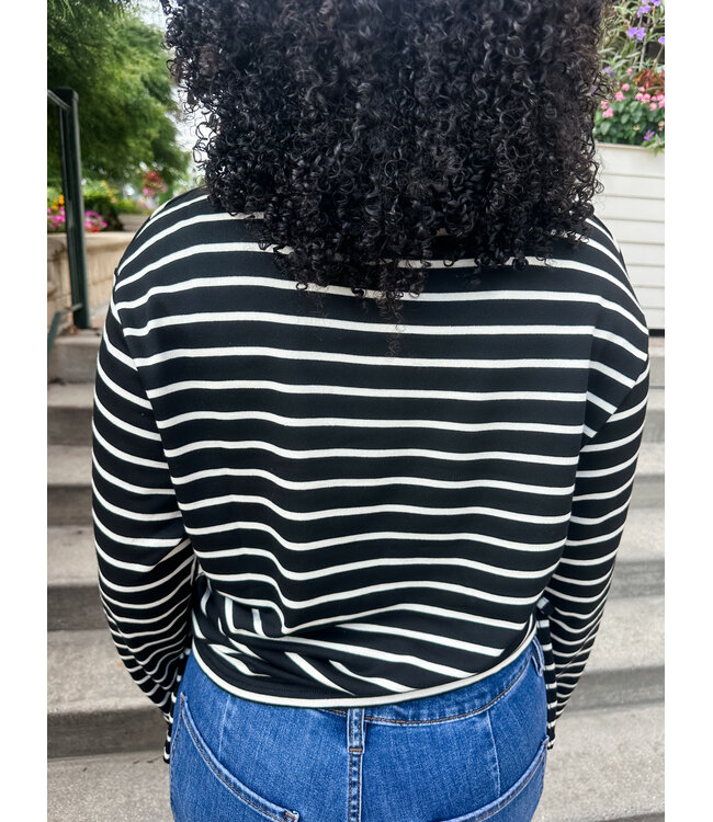 STRIPE SCRUNCH SWEATSHIRT