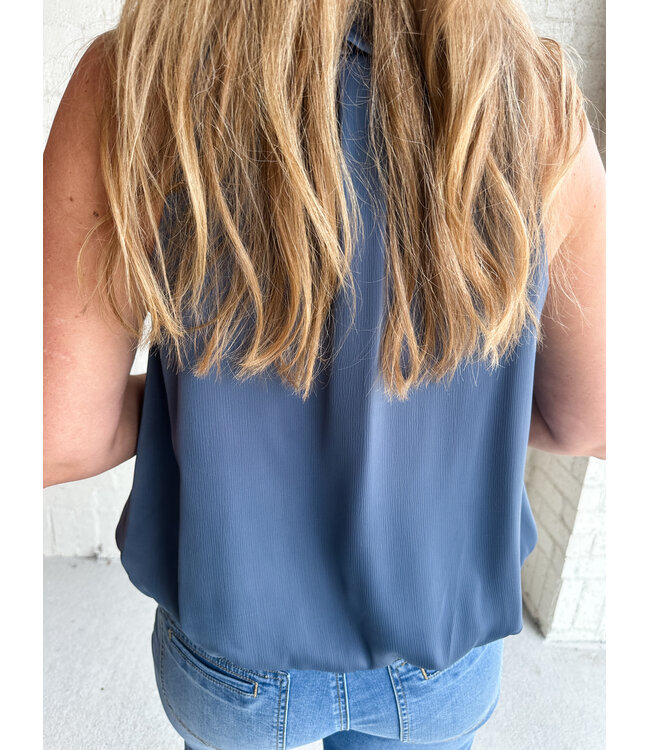 SATIN KEYHOLE TOP