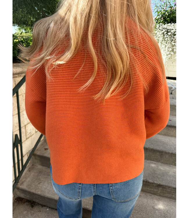 ERCER SWEATER