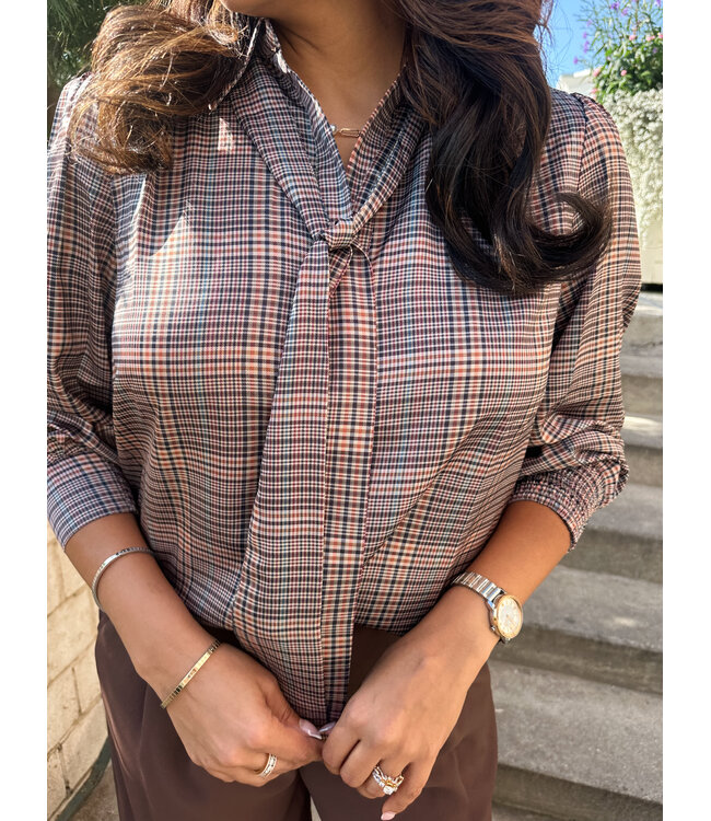 PLAID TIE BLOUSE