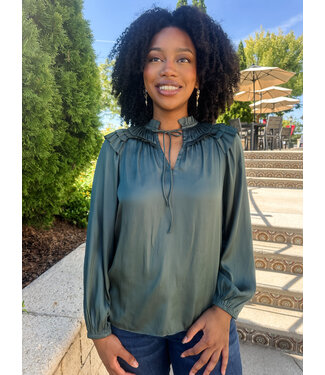 SHOULDER RUFFLE BLOUSE