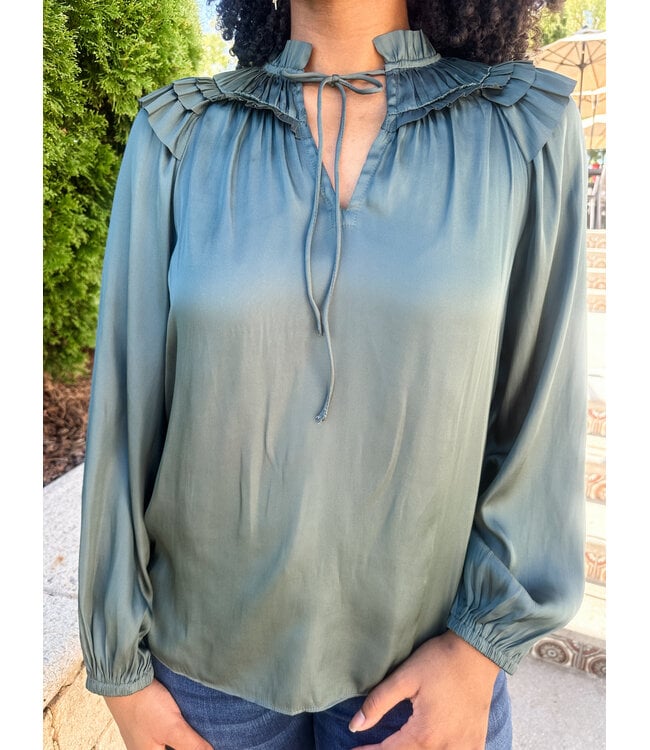 SHOULDER RUFFLE BLOUSE