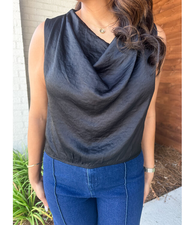 SOFT DRAPE TOP