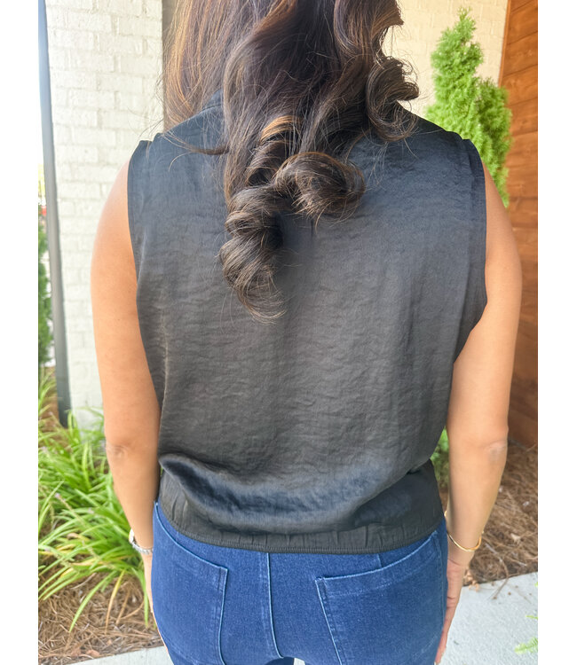 SOFT DRAPE TOP