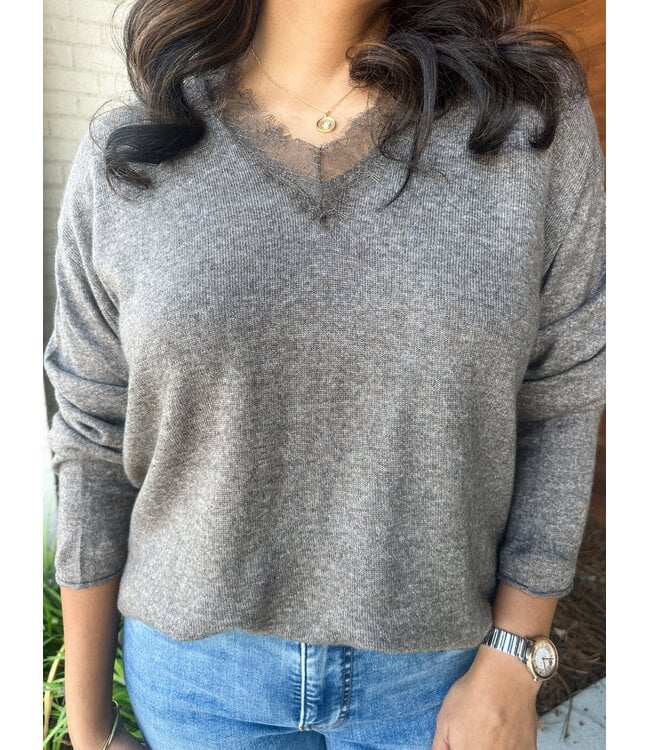 CONTRAST LACE SWEATER