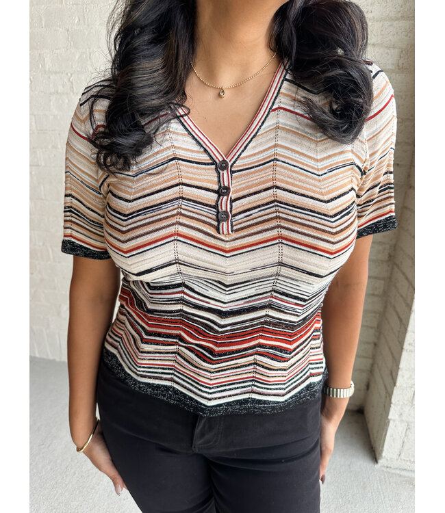 CHEVRON BUTTON TOP