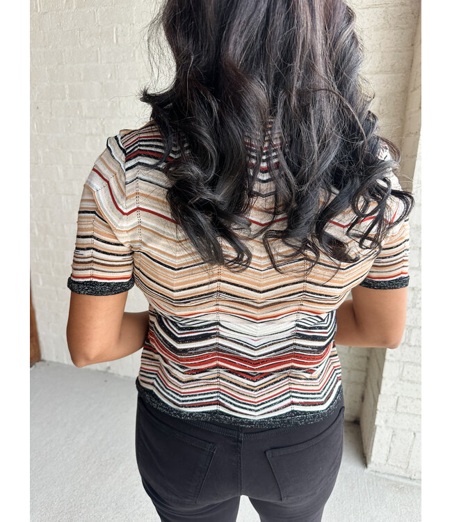 CHEVRON BUTTON TOP