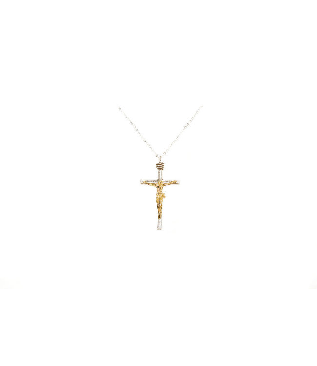 Crucifix doré et argenté avec chaîne