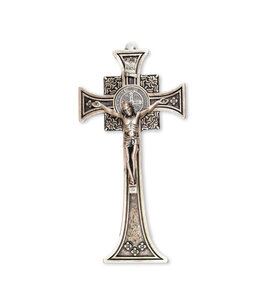 Grand crucifix de Saint Benoît