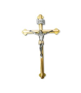 Crucifix en laiton couleur argent sur or