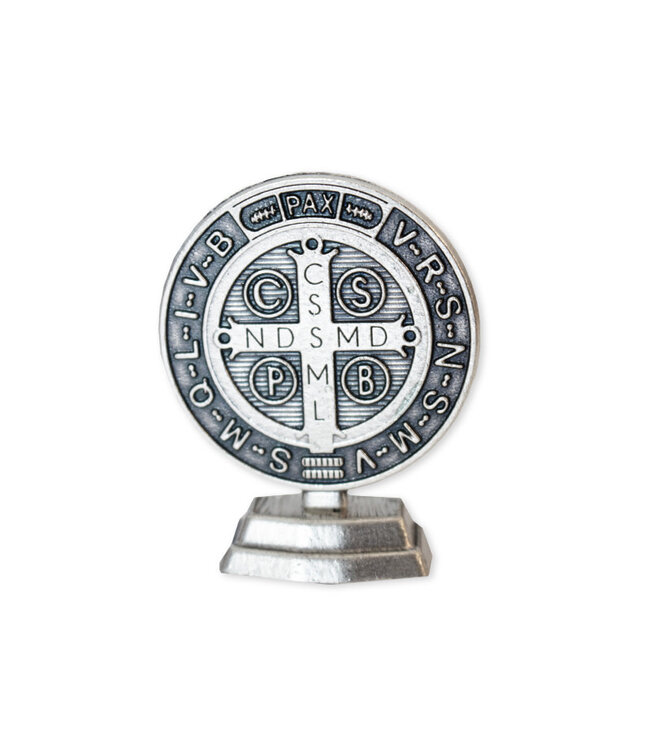 Médaille de saint Benoît sur base en étain