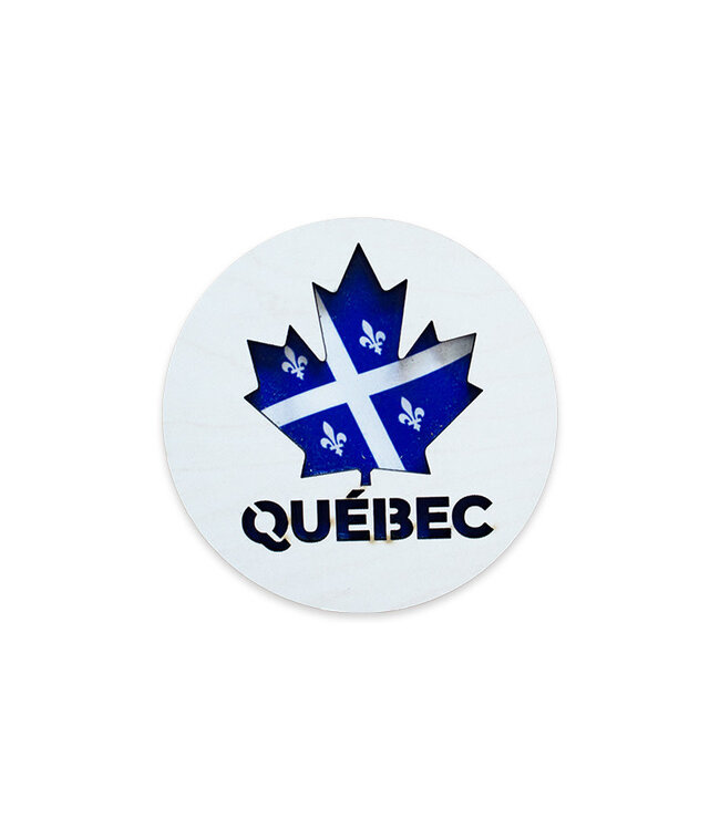 Wooden magnet, maple leaf with the Quebec flag