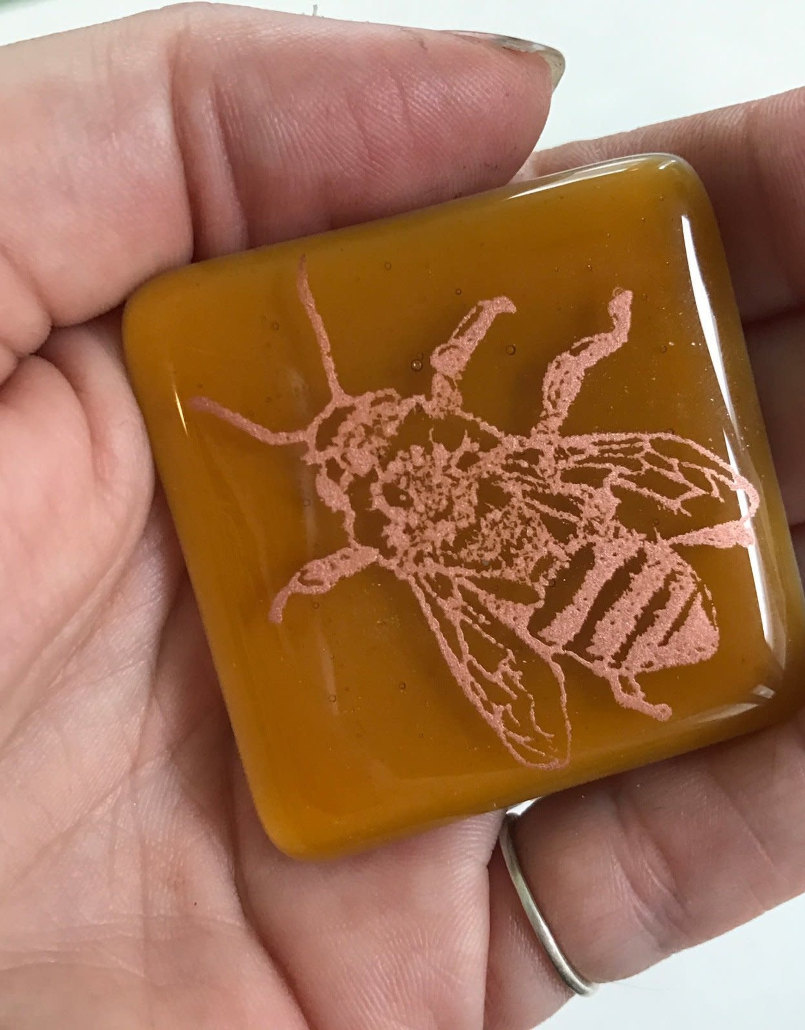 Kiku Handmade Fused Glass Magnet | Honeybee