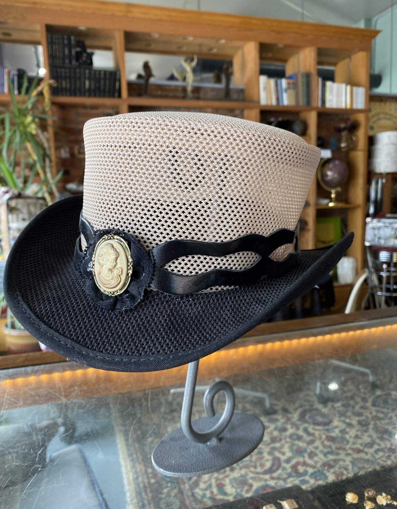 Antoinette Banded Hat, Black & Ivory - Medium