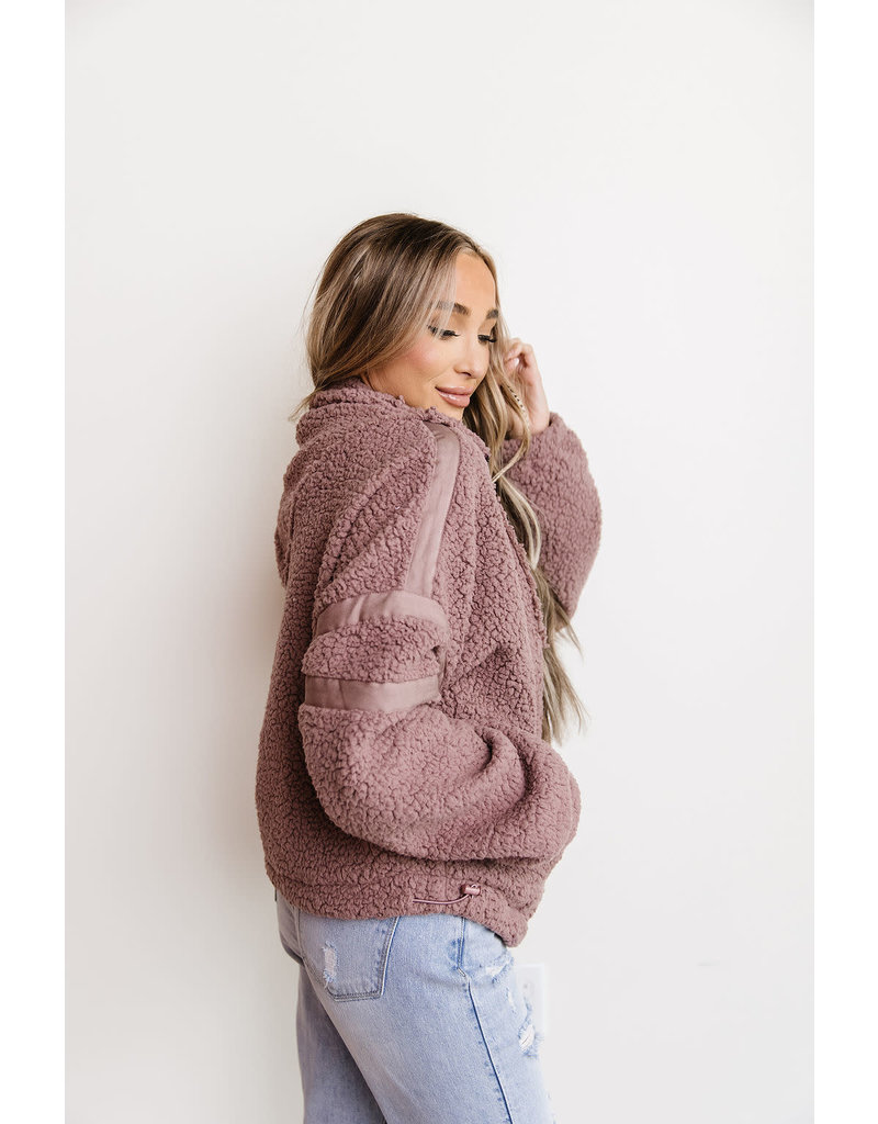 AMPERSAND AVE Ampersand Ave Mauve Fluffy Pullover (S-3XL)