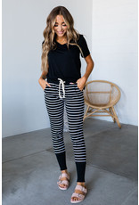 AMPERSAND AVE Black Stripe Ampersand Ave Joggers (S-3XL)