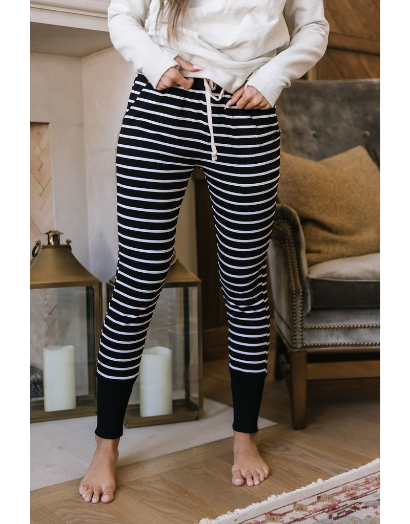 AMPERSAND AVE Black Stripe Ampersand Ave Joggers (S-3XL)