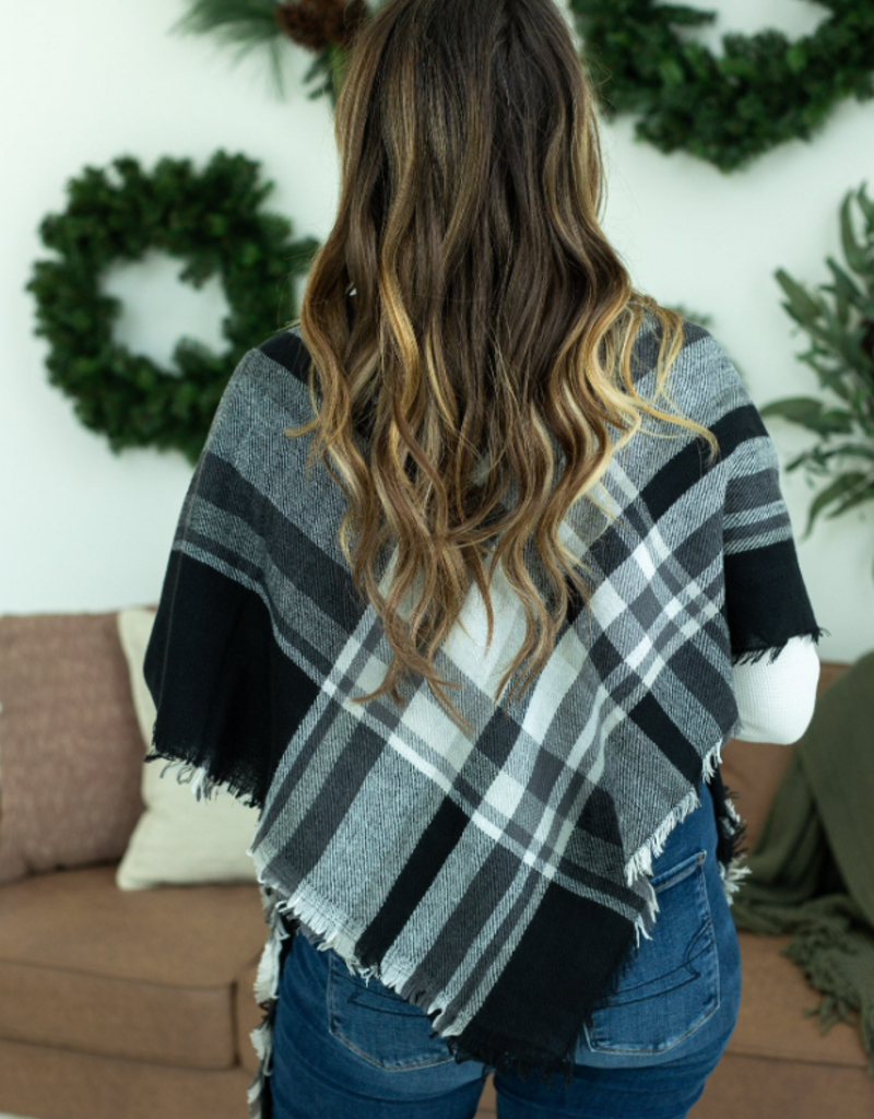Michelle Mae Black Monochrome Blanket Scarf *SALE*