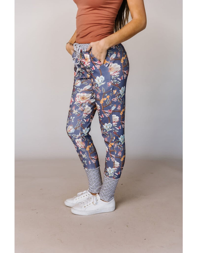Dressy Floral Jogger Pants! – Suburban Style Files