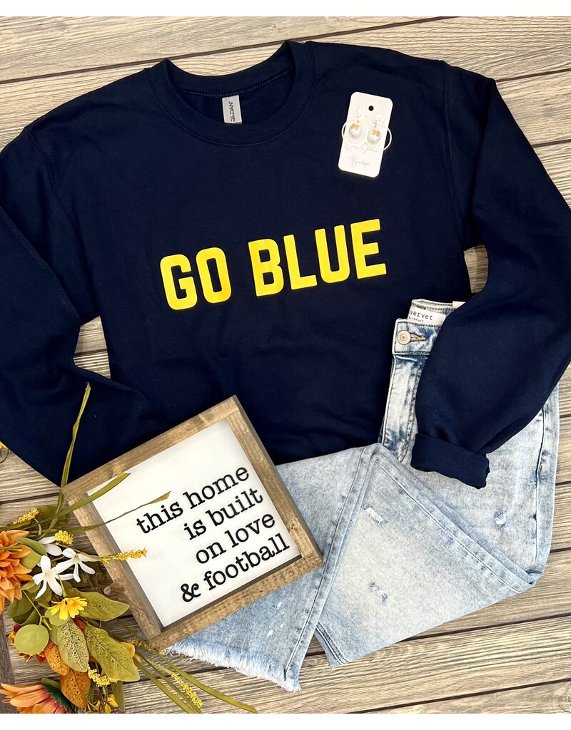 Gildan Michigan Go Blue Crew (S-3XL)