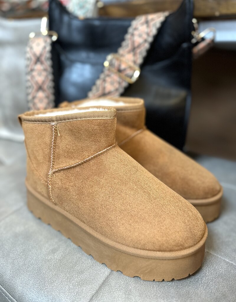 DORAH Tan Sherpa Lined Platform Boots (6-10)