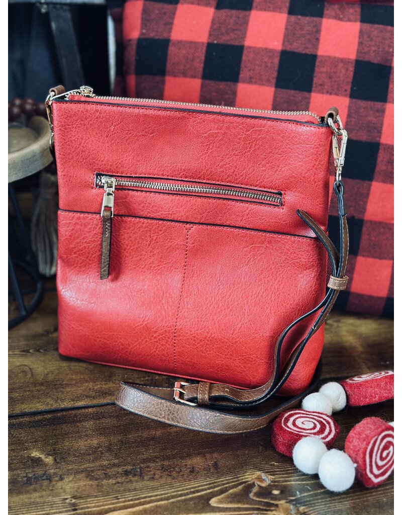 Handbag Factory Corp Holiday Adventure Crossbody (Red/Silver)
