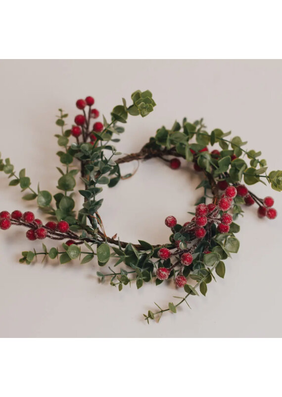A Cheerful Giver Iced Eucalyptus Berry Candle Ring