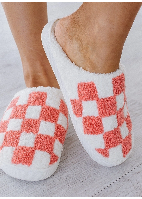Liam & Co Coral Checkered Slippers (6-9)
