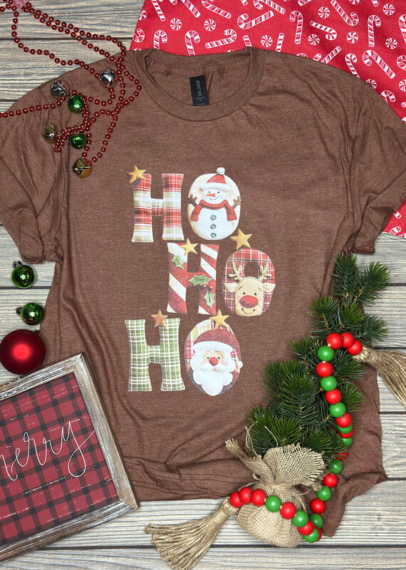 Gildan *Pre-Order* Cocoa Plaid HoHoHo Tee (S-2XL)